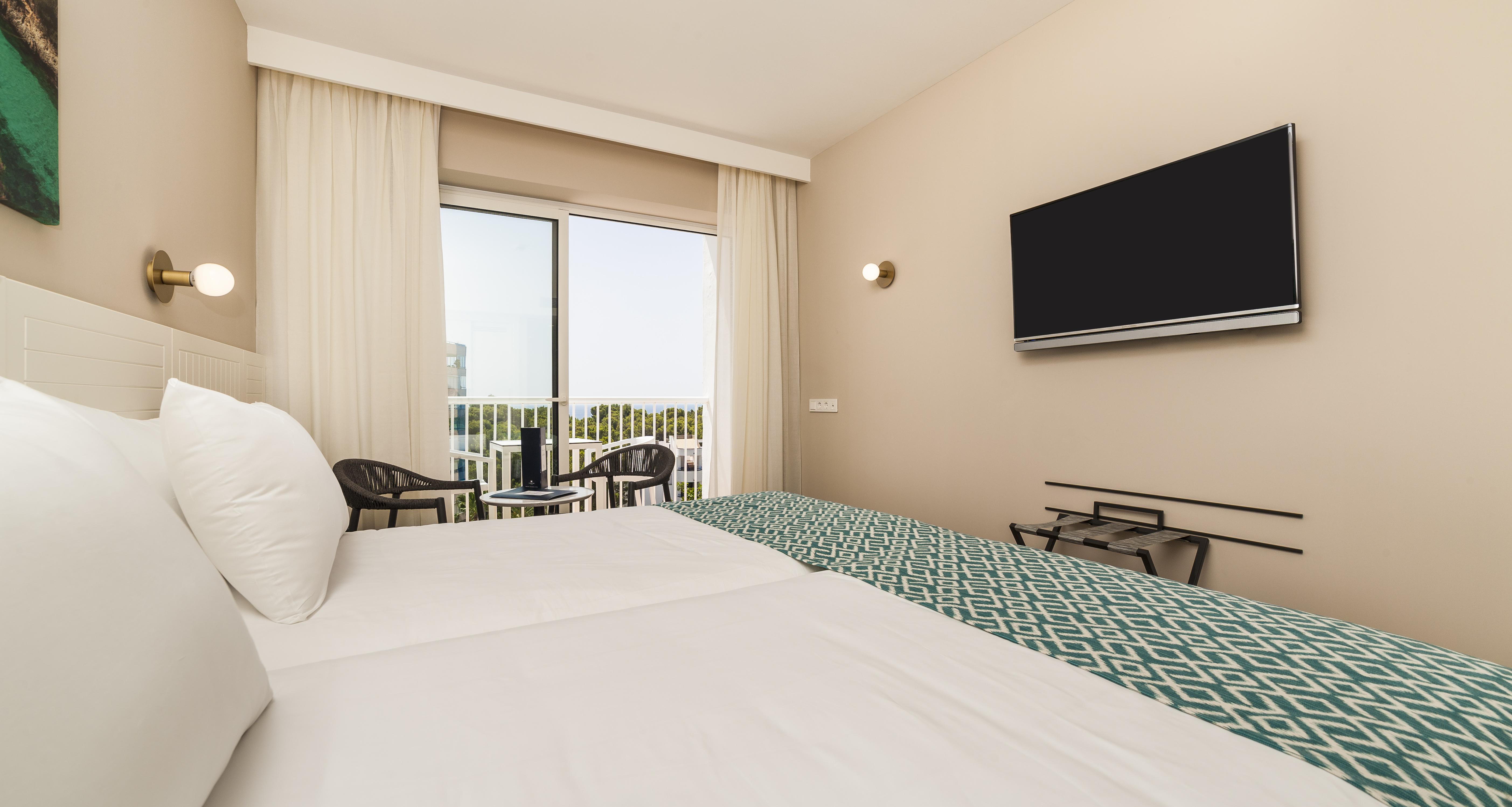 ホテル エウロエスタルス マリヴェン パルマ・デ・マリョルカ エクステリア 写真 Room with balcony