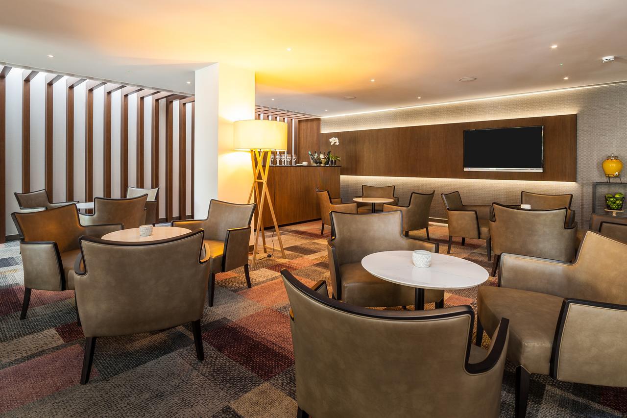 ホテル エウロエスタルス マリヴェン パルマ・デ・マリョルカ エクステリア 写真 Interior of the lounge